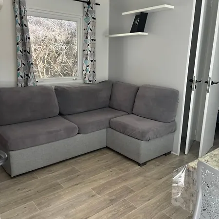 Mobil-home 2 *